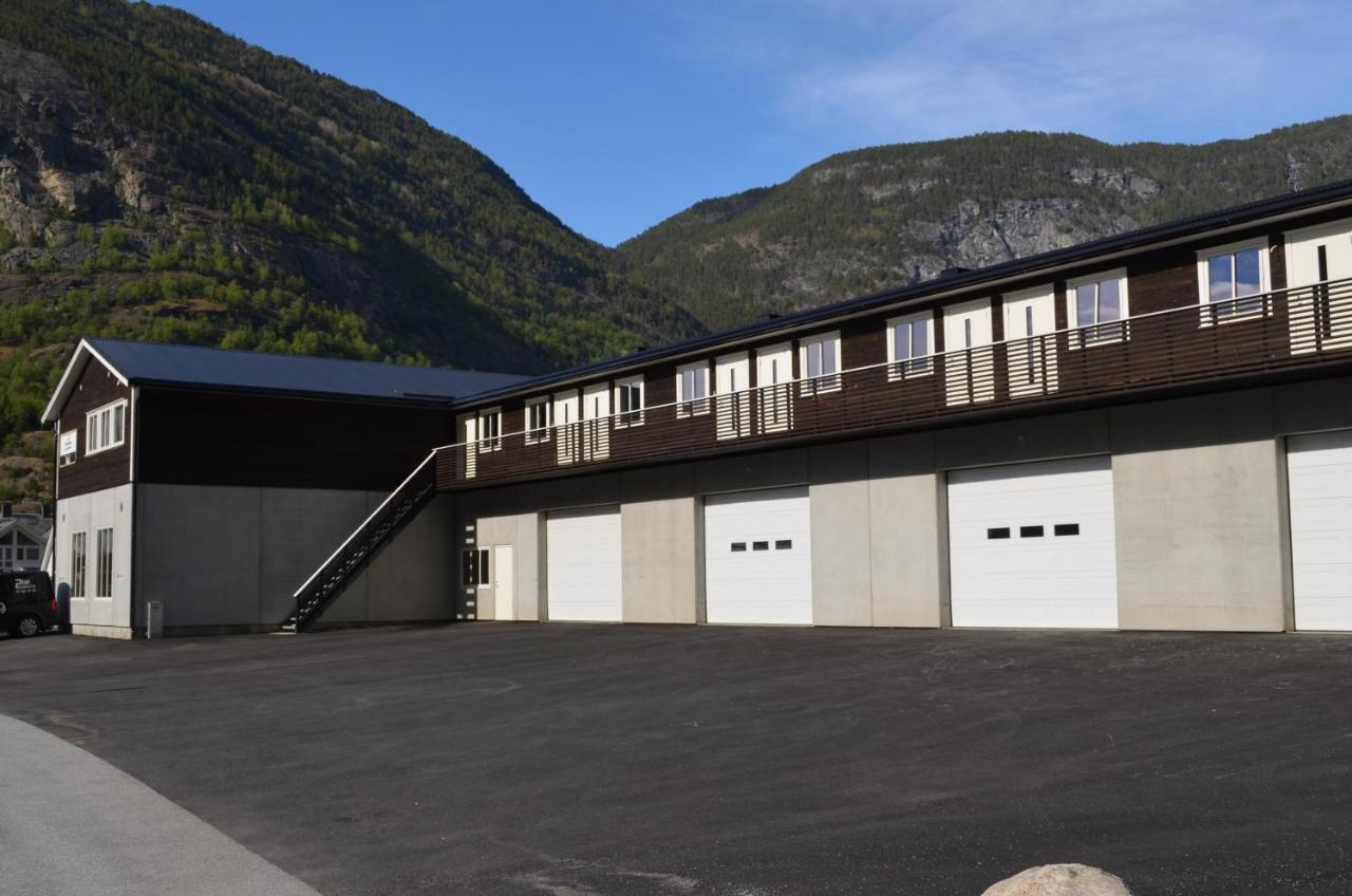Einemo Apartments Lærdalsøyri Eksteriør bilde