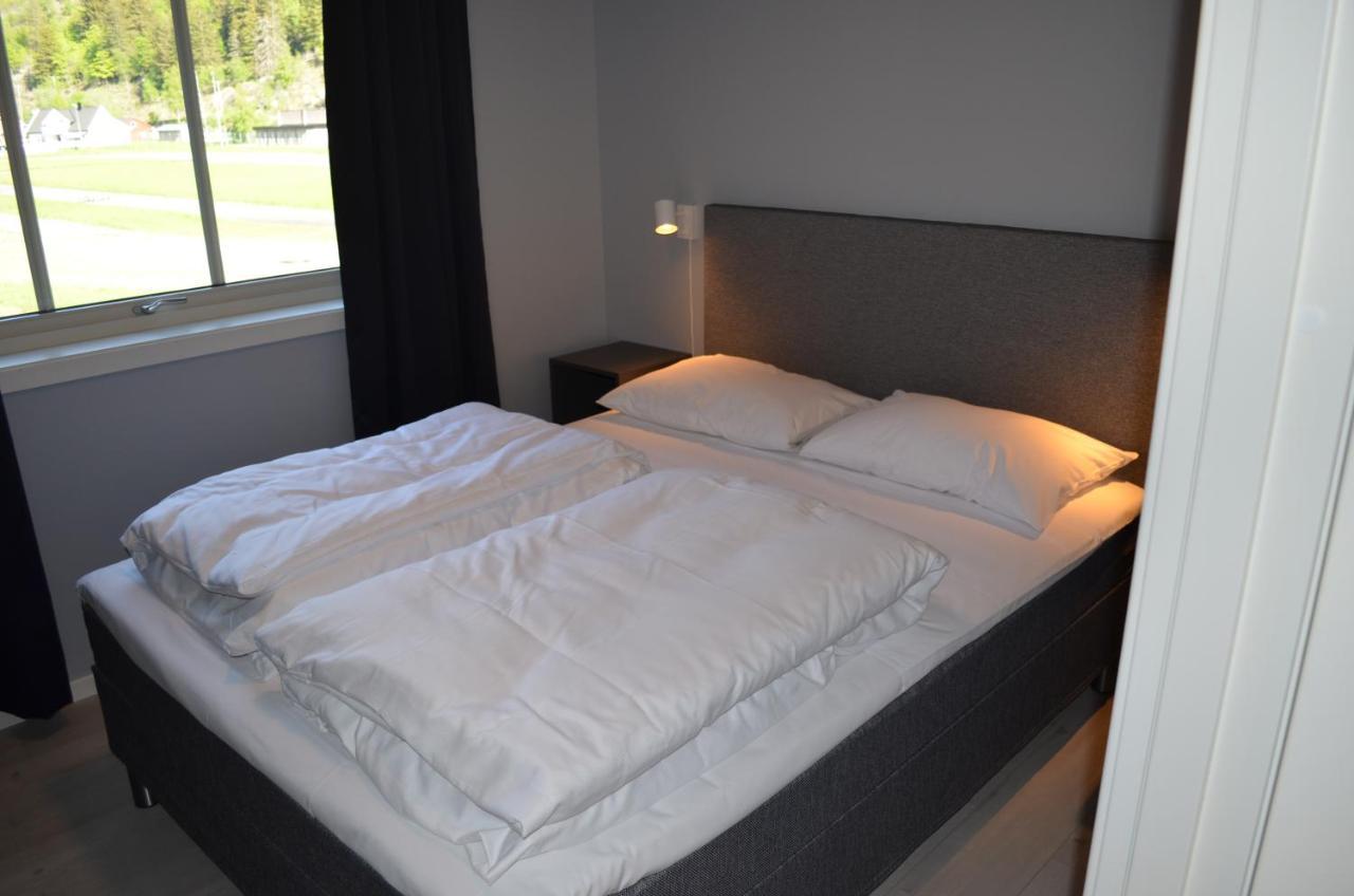 Einemo Apartments Lærdalsøyri Eksteriør bilde
